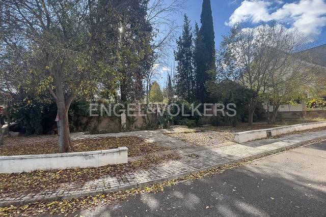 Terreno residencial en Venta en Escultor Manolo Rodríguez en Navajas