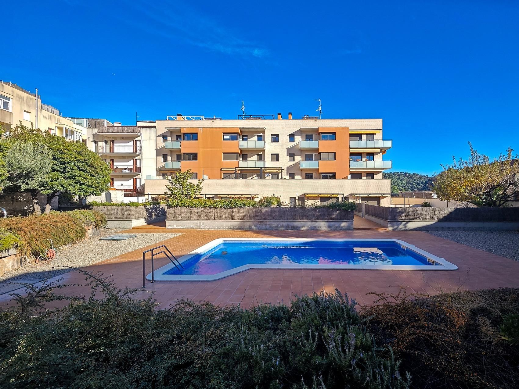 Swimming pool of Flat for sale in Capellades  with Heating and Balcony