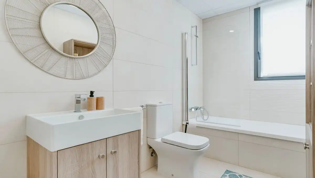 Baño de Ático en venta en La Alcaidesa con Aire acondicionado, Calefacción y Jardín privado