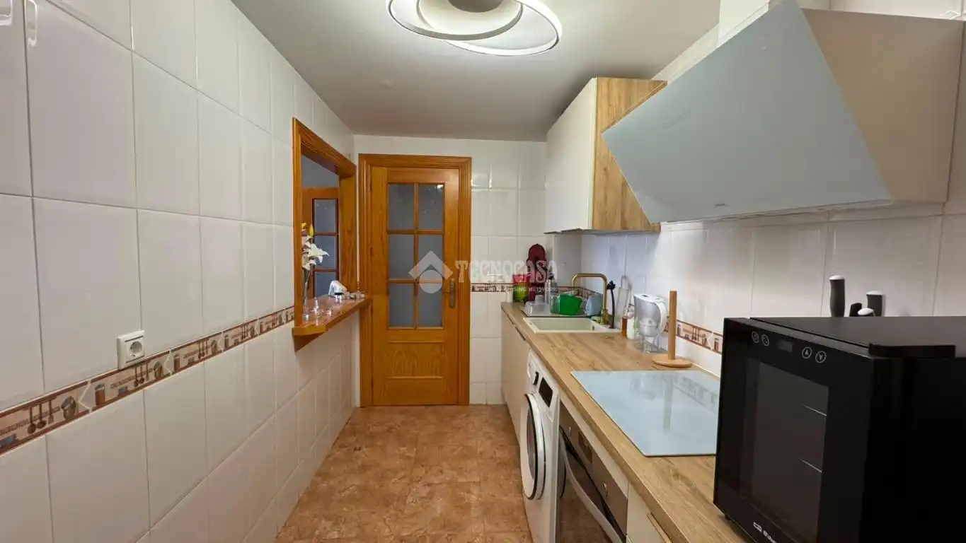 Cocina de Piso en venta en Polopos con Aire acondicionado y Balcón