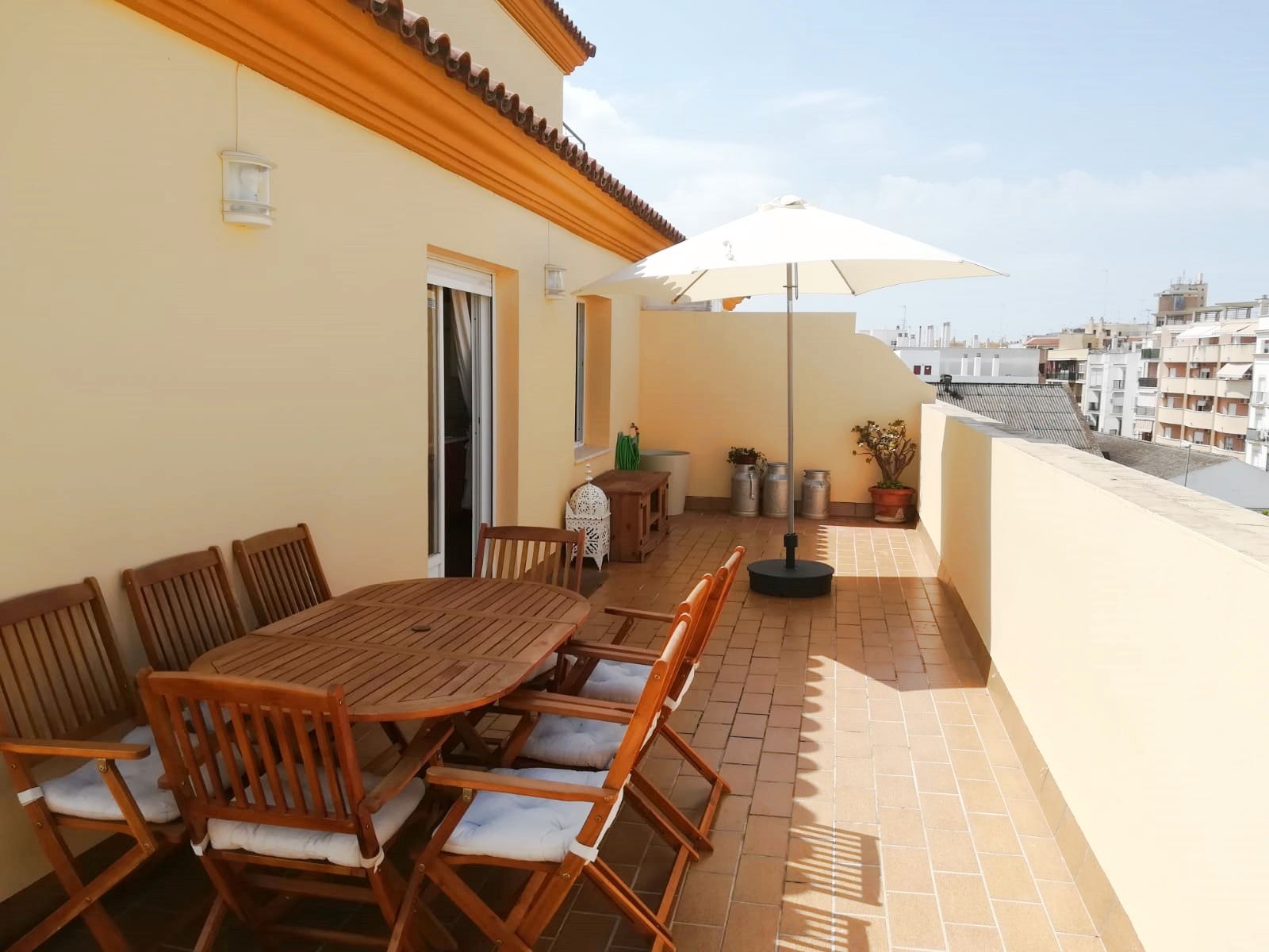 Attic to rent in Calle Corro de Bolos, Centro - Calzada - Cabo Noval
