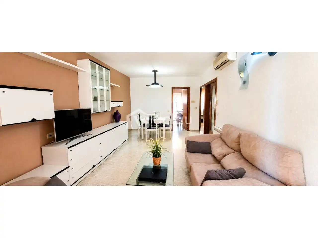 Sala de estar de Piso en venta en Olesa de Montserrat con Aire acondicionado, Calefacción y Terraza