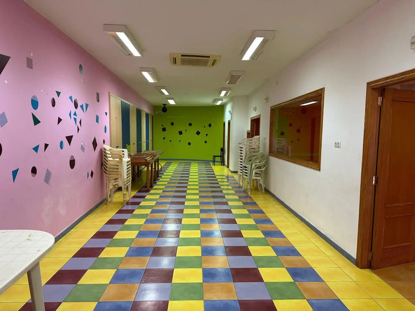 Business premises for sale in Pais Valencia