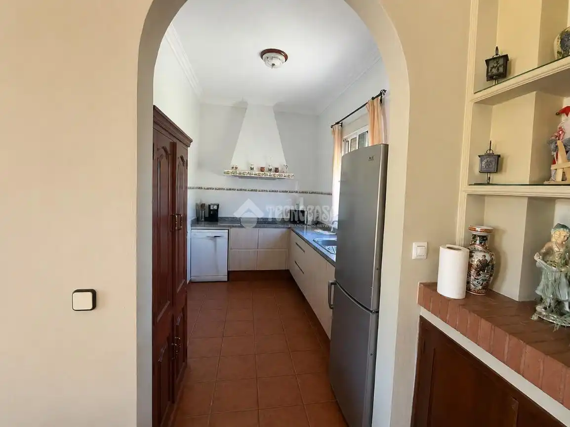 Küche von Country house zum Verkauf in Arahal mit Klimaanlage, Heizung und Balkon