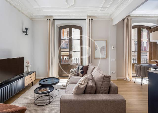 Piso en Alquiler en Carrer d'en Serra en Barri Gòtic