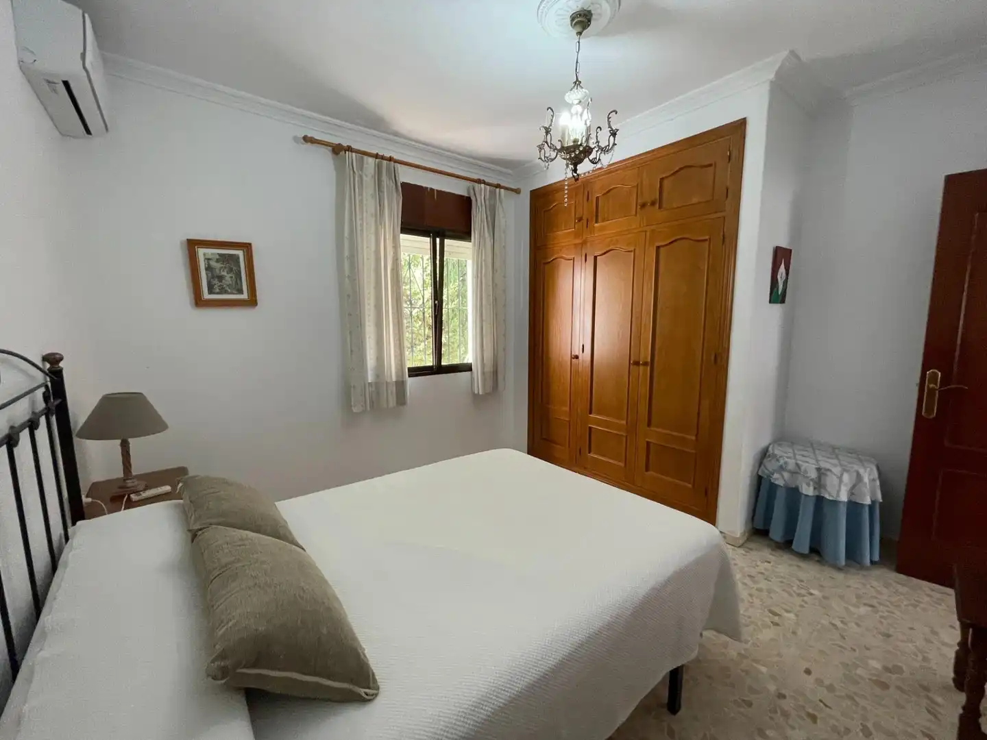 Dormitori de Finca rústica en venda en Tarifa amb Aire condicionat, Calefacció i Jardí privat