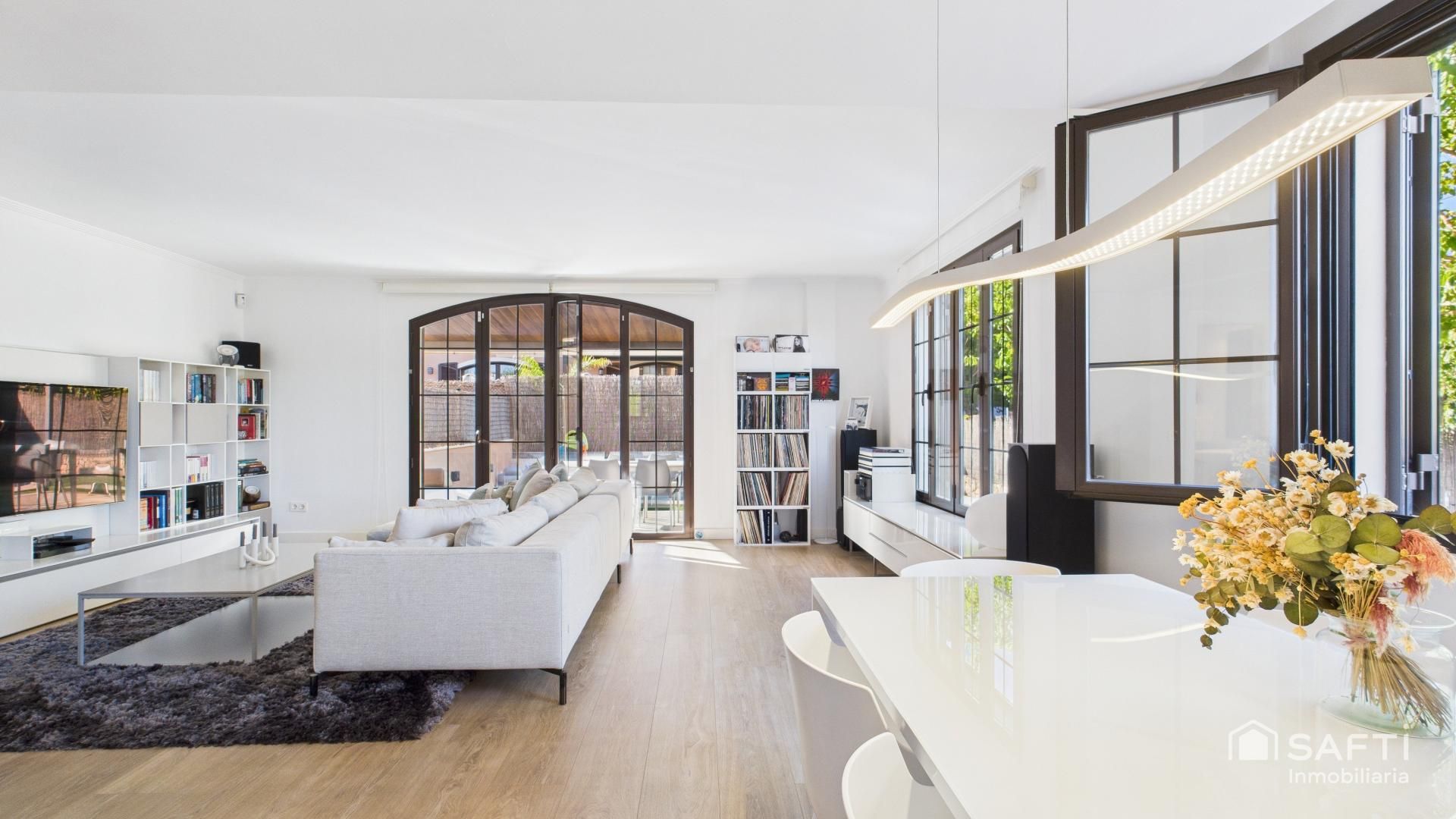 Sala d'estar de Casa adosada en venda en Llucmajor amb Calefacció