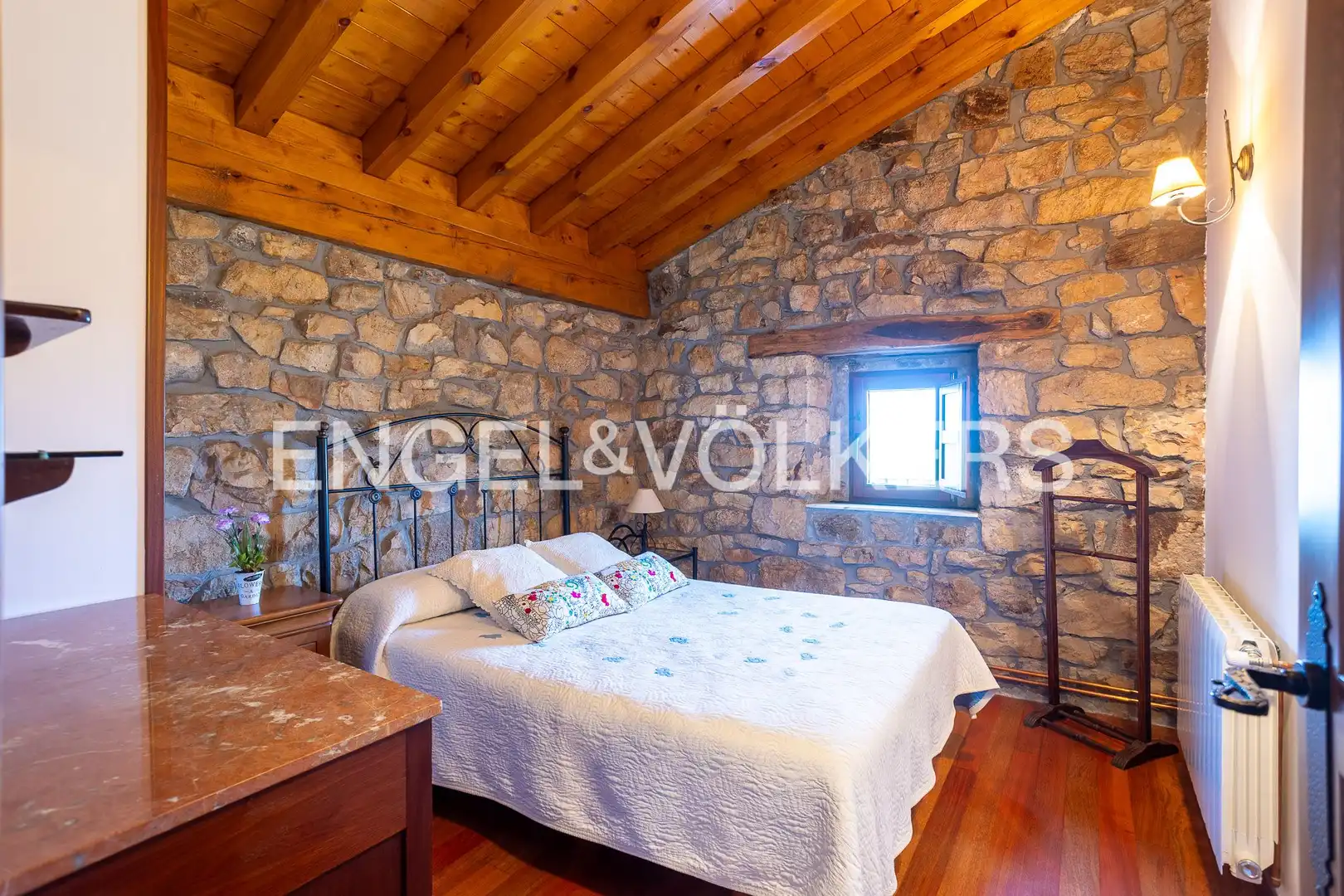 Habitación de Finca rústica en venta en Villacarriedo con Calefacción, Jardín privado y Terraza