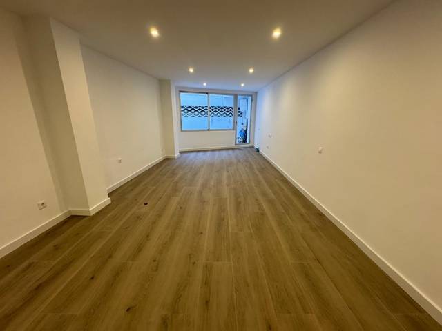 Oficina en Venta en VILADOMAT en Sant Antoni