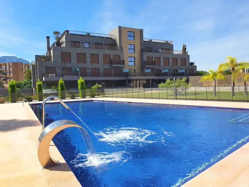 Piscina de Apartament en venda en El Verger amb Aire condicionat, Calefacció i Terrassa