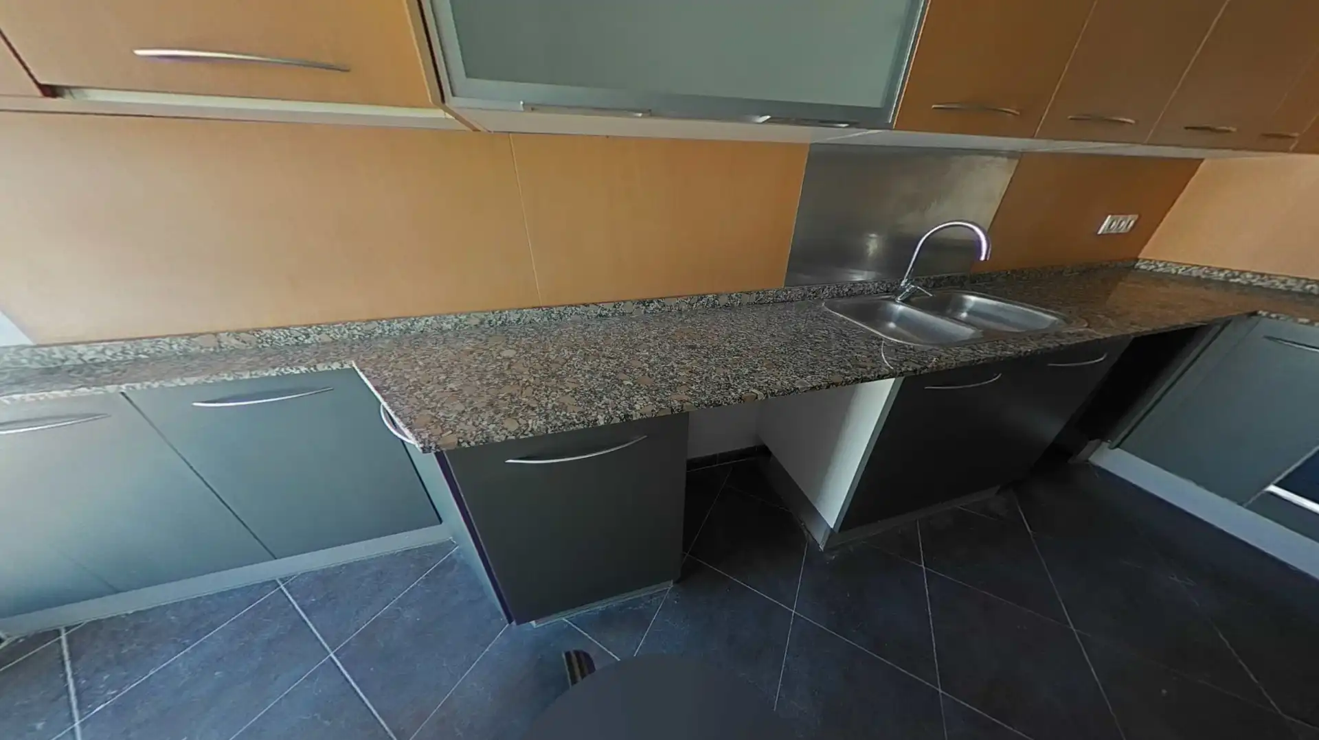Cuina de Pis en venda en Valencia amb Aire condicionat, Calefacció i Jacuzzi