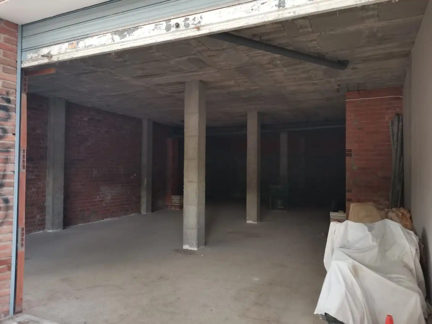 Commercial properties for rent in Badalona