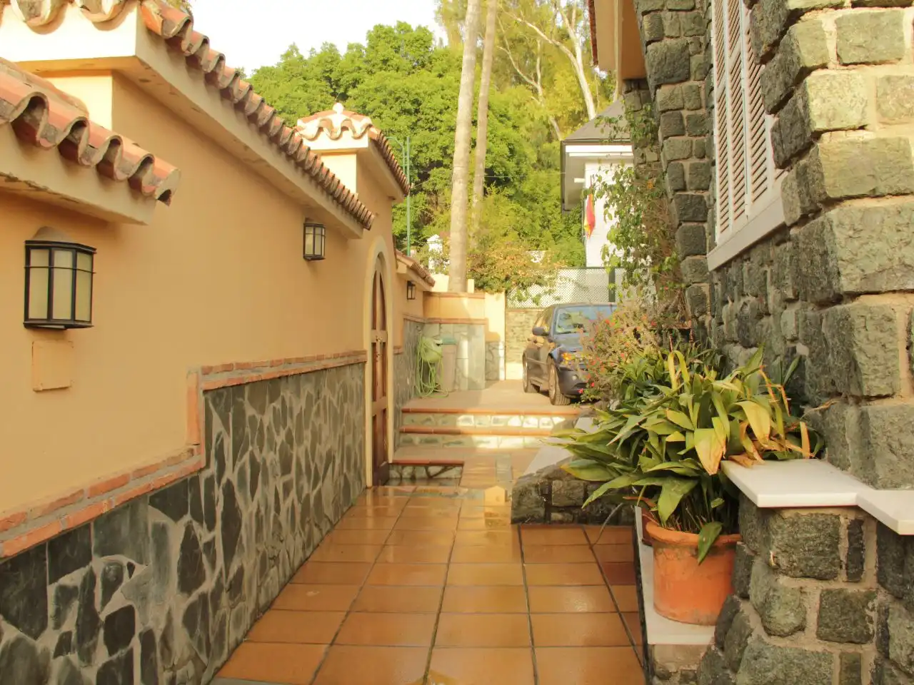Vista exterior de Casa o chalet de alquiler en Málaga con Aire acondicionado, Calefacción y Jardín privado