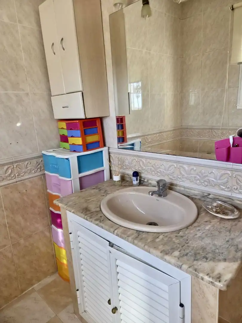 Baño de Finca rústica en venta en La Algaba