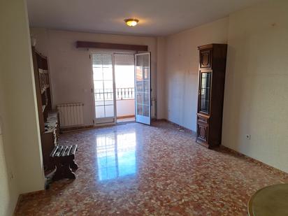 Wohnzimmer von Wohnung zum verkauf in Villarrobledo mit Balkon