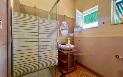 Bathroom of Flat for sale in Valladolid Capital  with Terrace