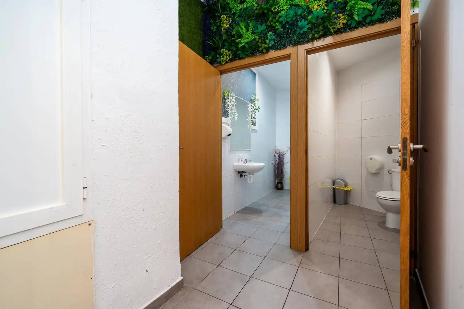 Baño de Local de alquiler en  Palma de Mallorca con Terraza y Amueblado