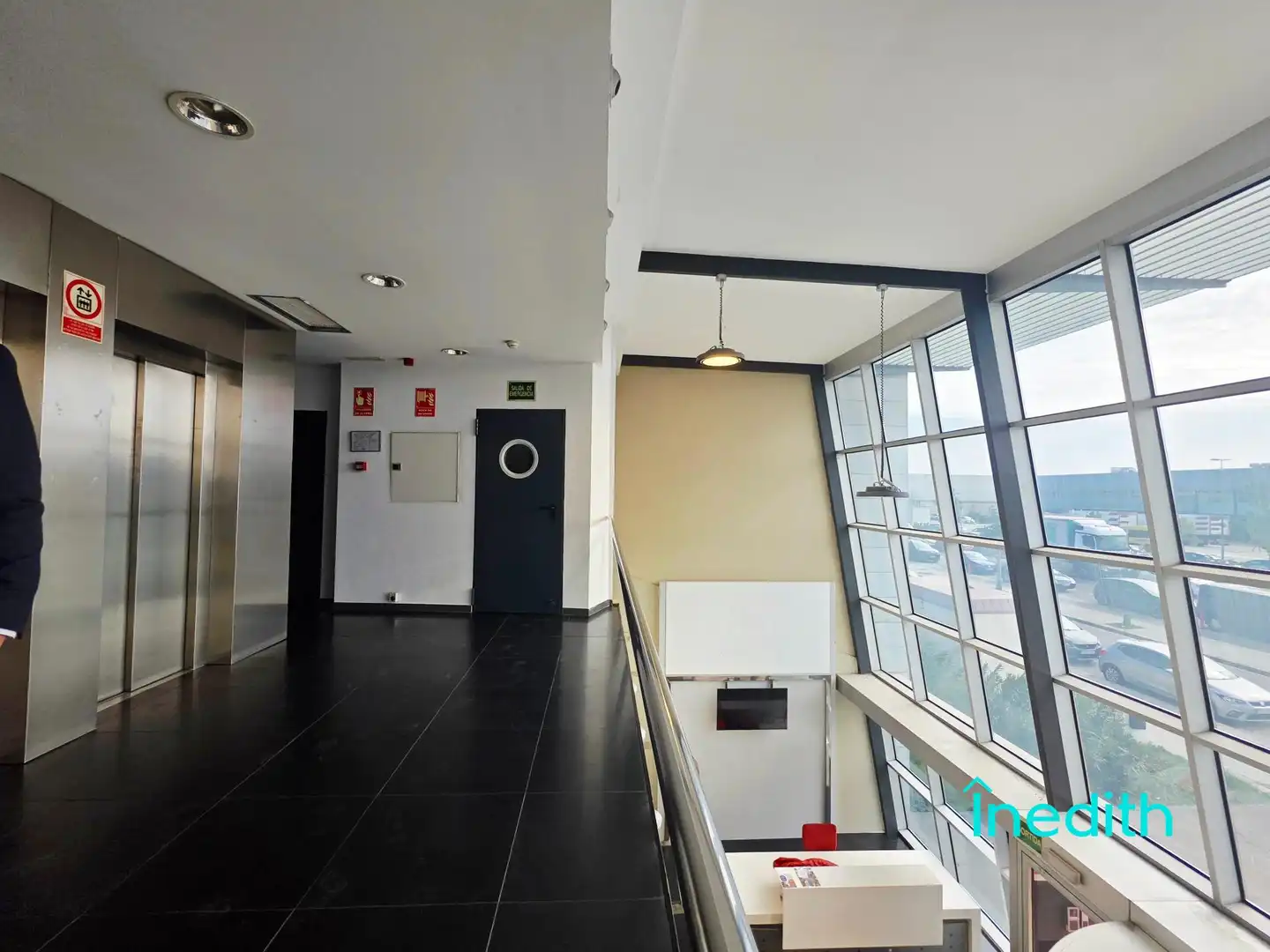 Office space with lift to rent in Avenida Avinguda de les Garrigues, imagen 8