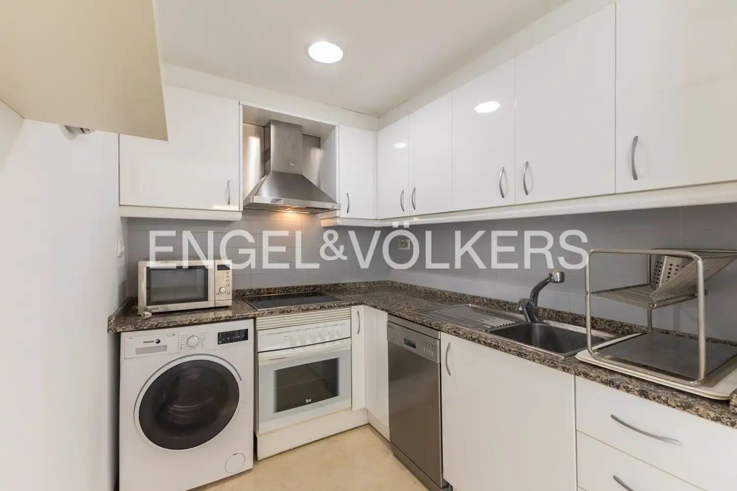 Cocina de Dúplex en venta en Valencia con Aire acondicionado y Calefacción