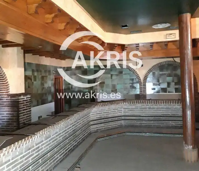 Local comercial en venta en Calle San Vicente, imagen 8