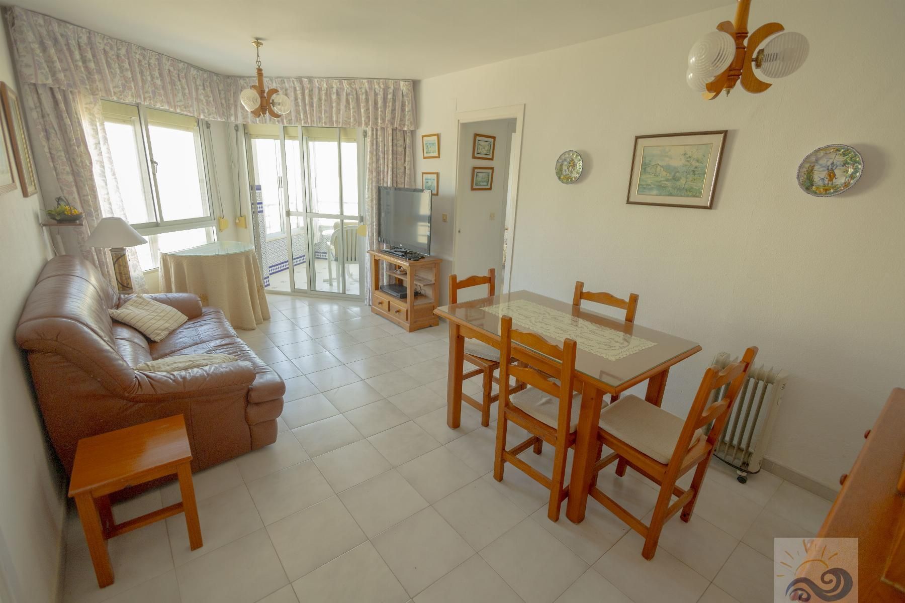 Menjador de Apartament en venda en El Puerto de Santa María amb Terrassa, Traster i Piscina comunitària