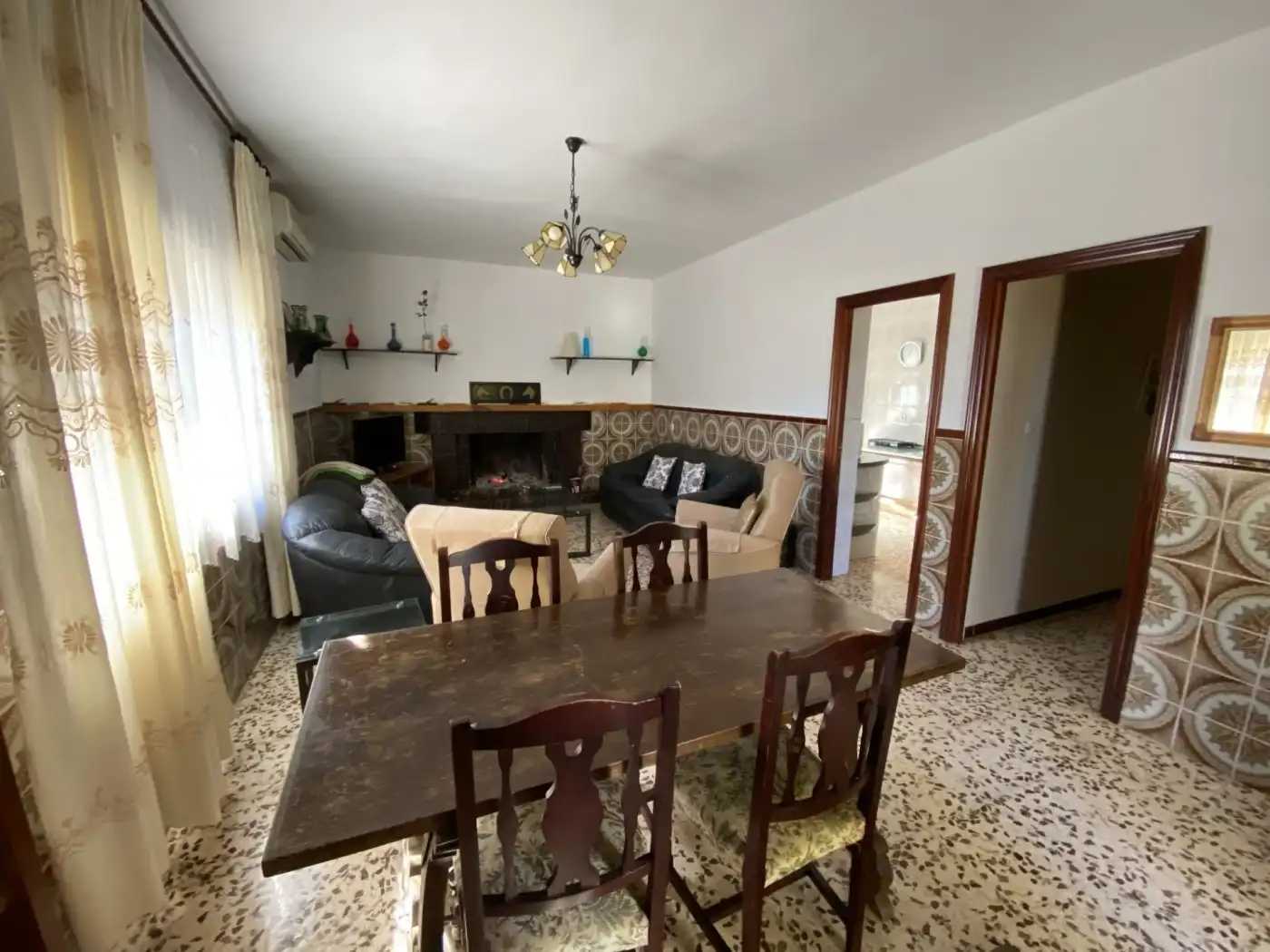 Sala de estar de Casa o chalet en venta en Valverde del Camino con Calefacción, Piscina y Amueblado