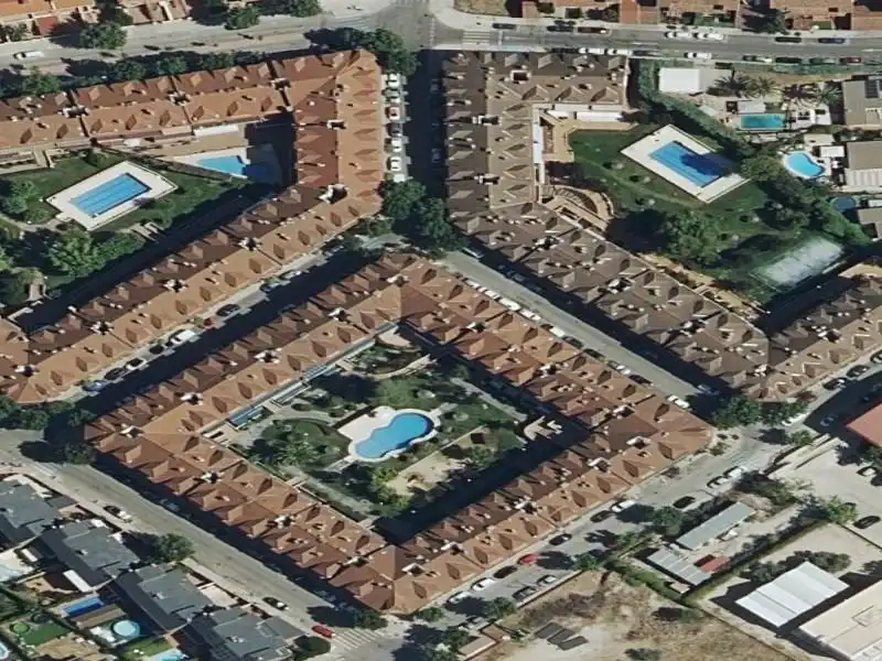 Vista exterior de Pis en venda en Sevilla la Nueva