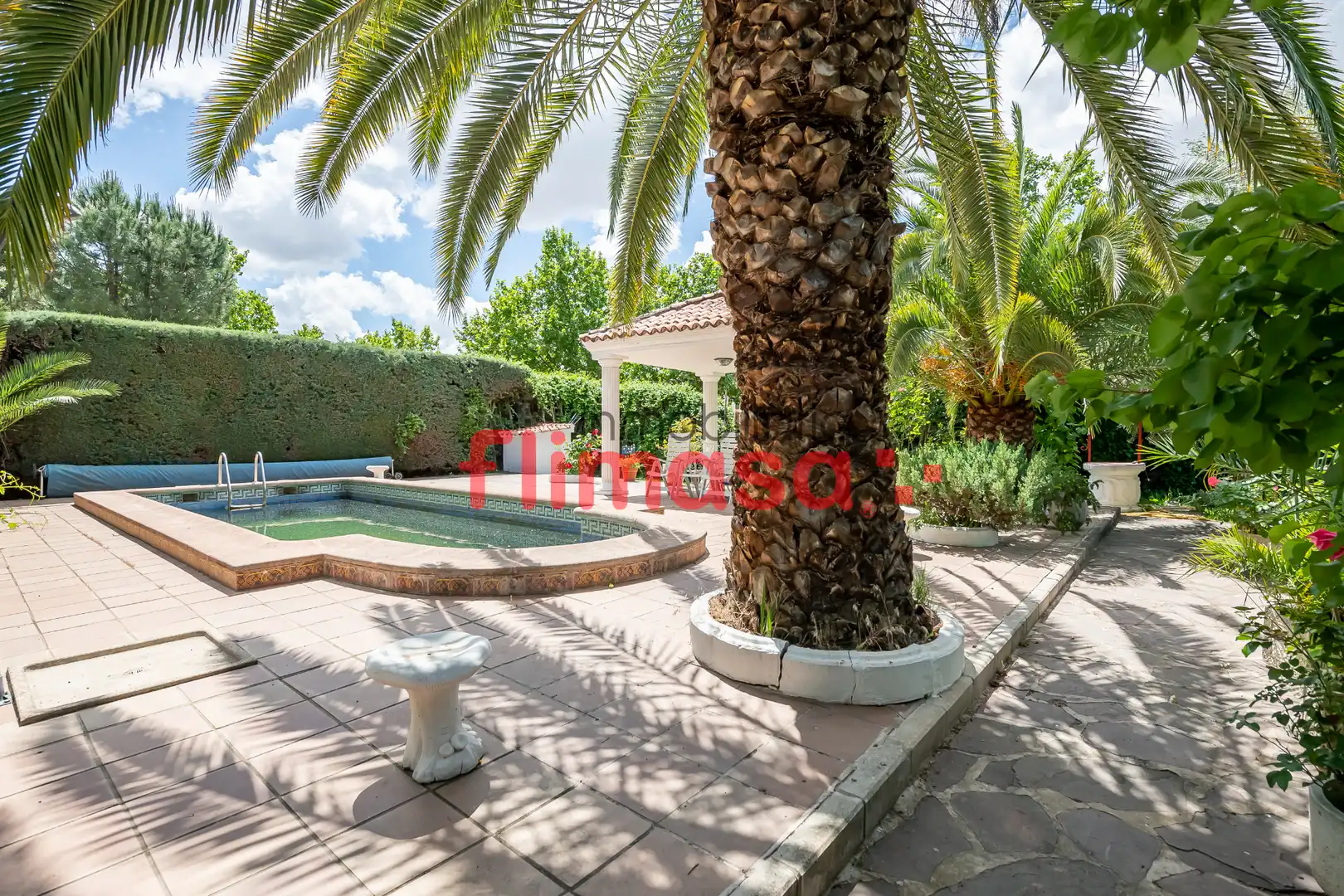 Swimming pool of Houses for sale in Villaviciosa de Odón  with Air Conditioner, Heating and Private garden