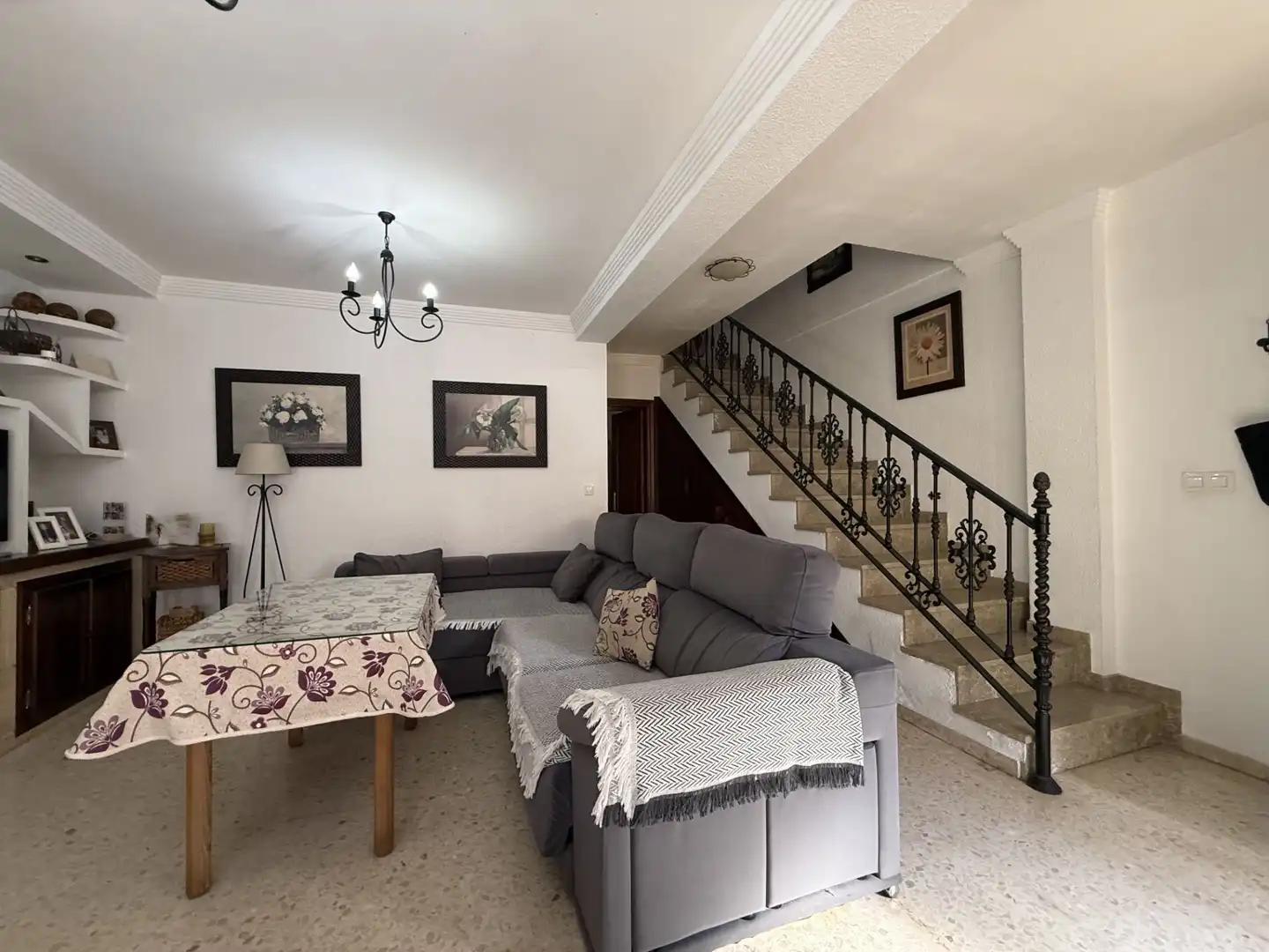 Sala de estar de Casa adosada en venta en Aljaraque con Aire acondicionado