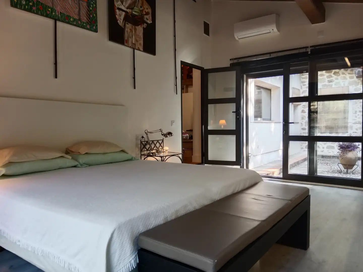 Habitación de Casa o chalet en venta en Cuacos de Yuste con Aire acondicionado, Calefacción y Jardín privado
