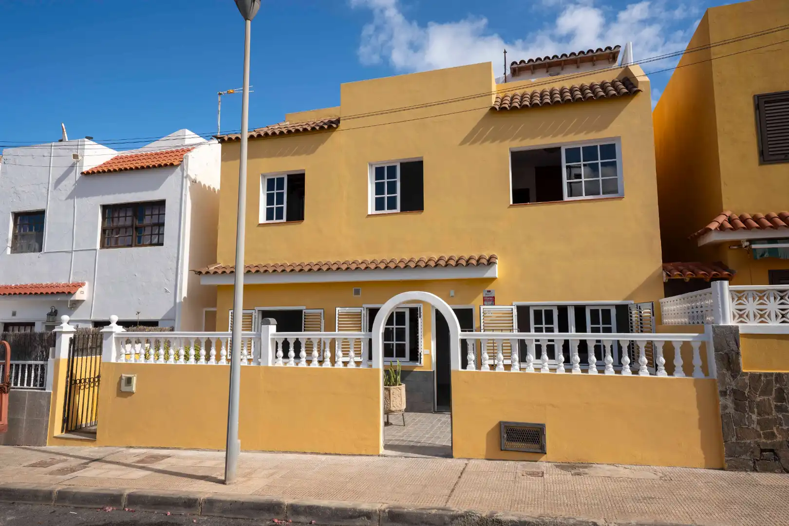 Vista exterior de Piso en venta en Los Silos con Terraza