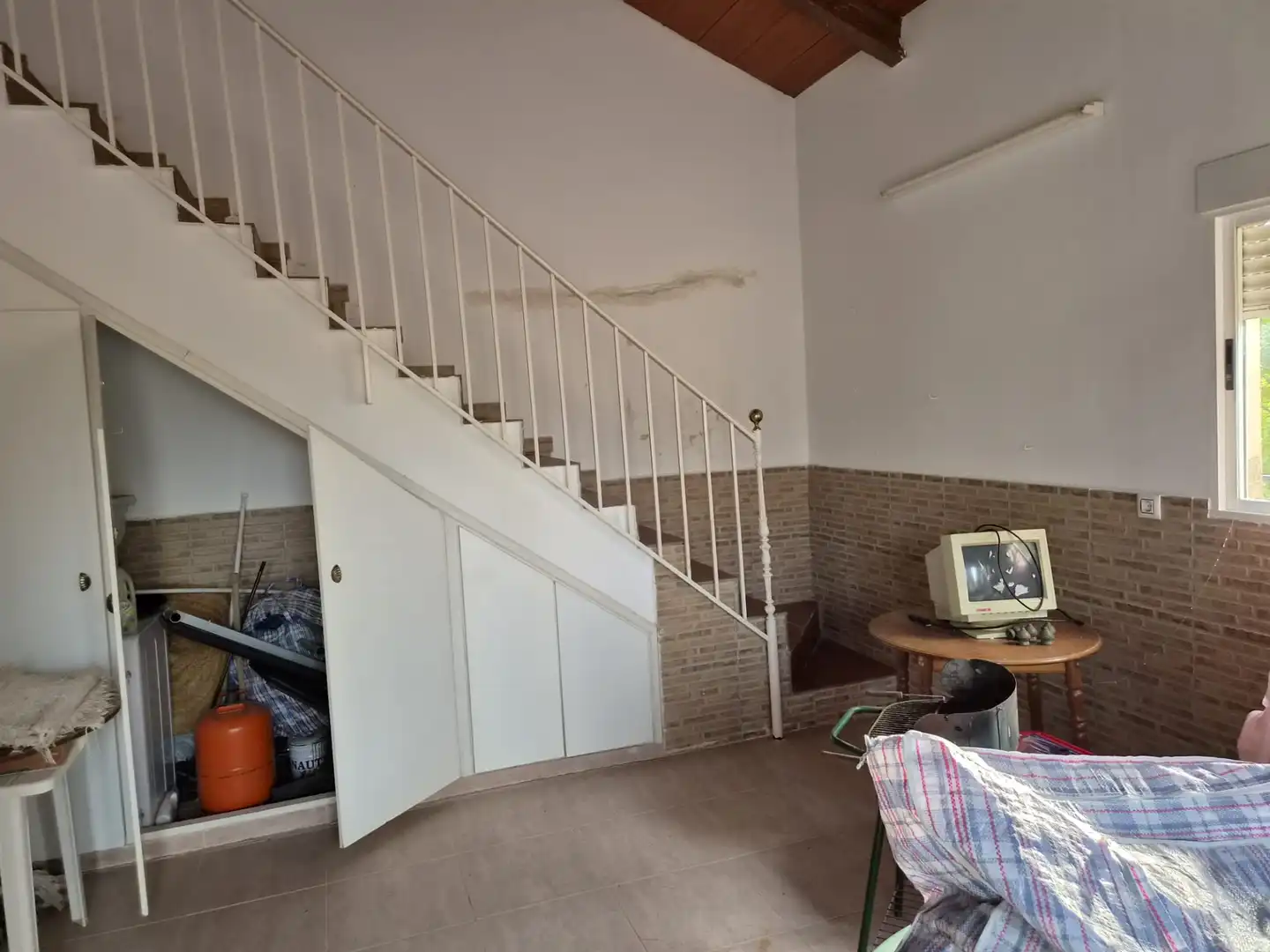 Houses for sale in Almendralejo  with Air Conditioner, Heating and Furnished