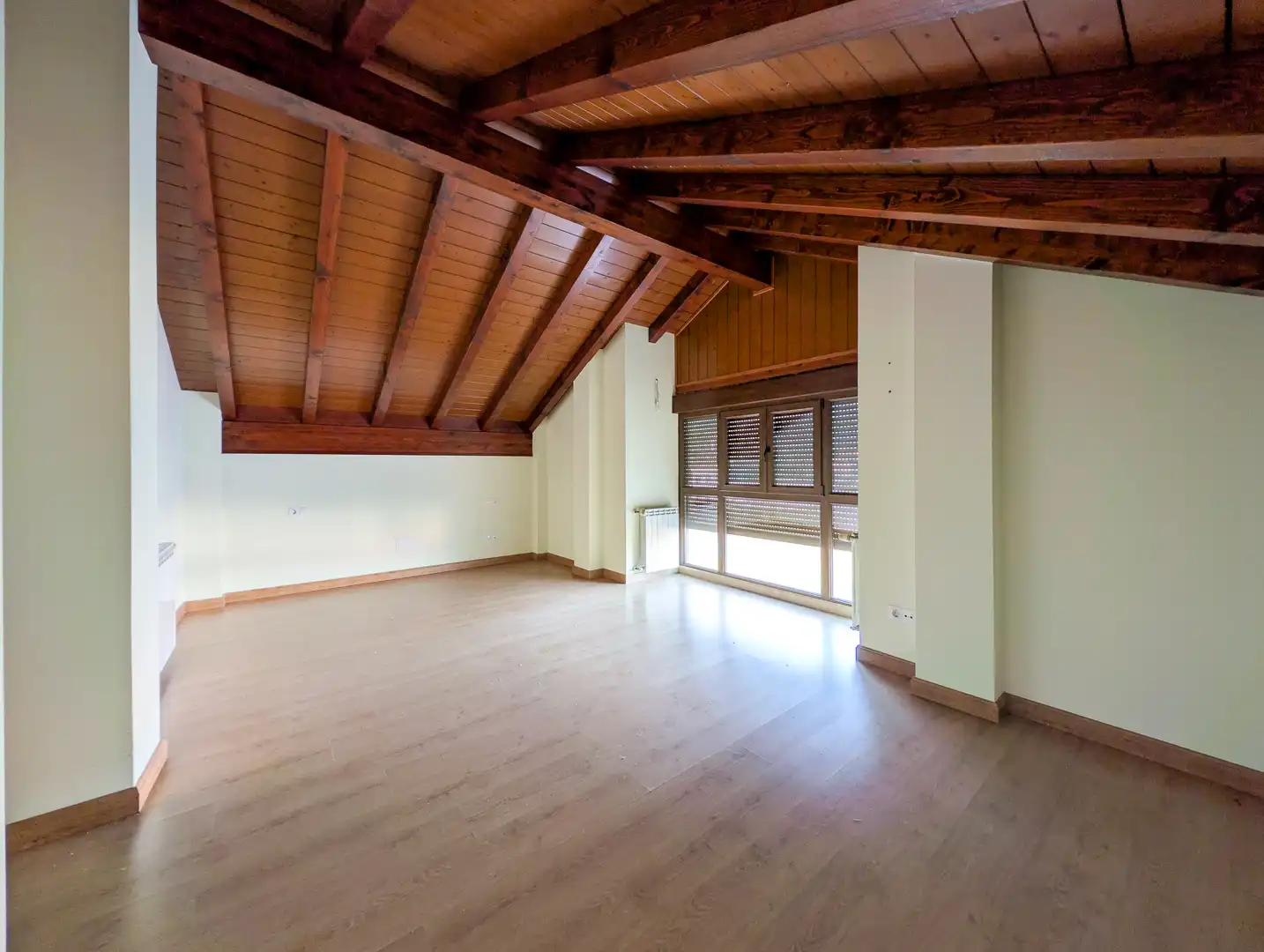 Casa o xalet en venda en Val de San Vicente  amb Calefacció, Terrassa i Traster