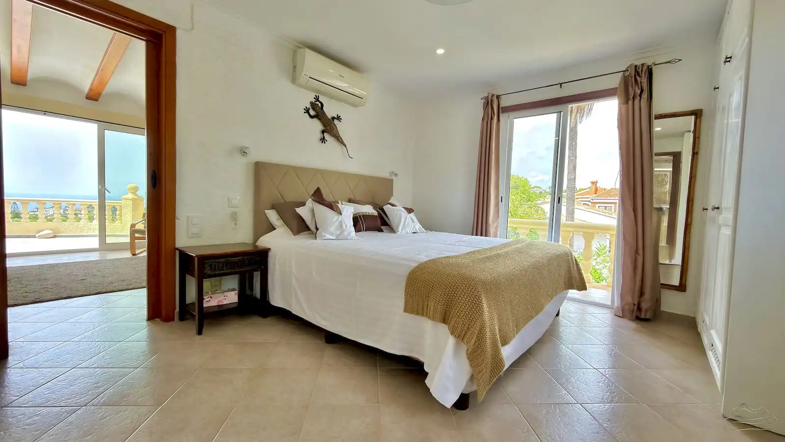 Dormitori de Casa o xalet en venda en Jávea / Xàbia amb Aire condicionat, Calefacció i Jardí privat