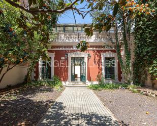 Vista exterior de Casa o xalet en venda en  Barcelona Capital amb Terrassa i Balcó