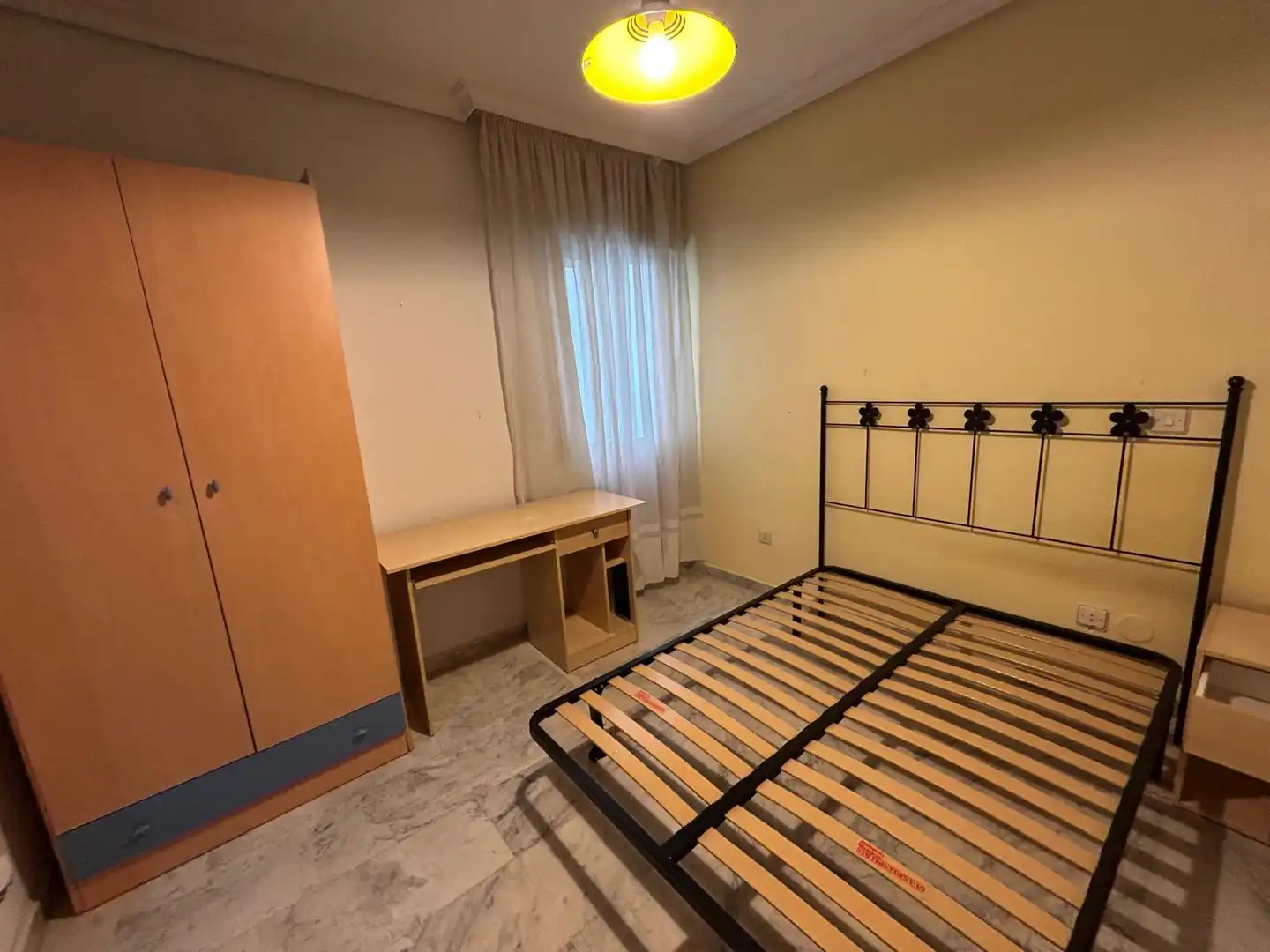 Habitación de Piso en venta en Ciudad Real con Calefacción, Amueblado y Horno