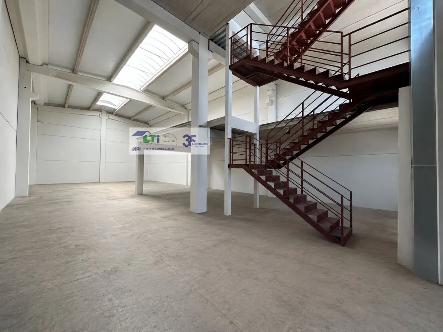 Nave industrial en venta en Zaragoza