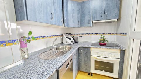 Foto 3 de Piso en venta en Brenes, Cruz Roja, Sevilla Capital