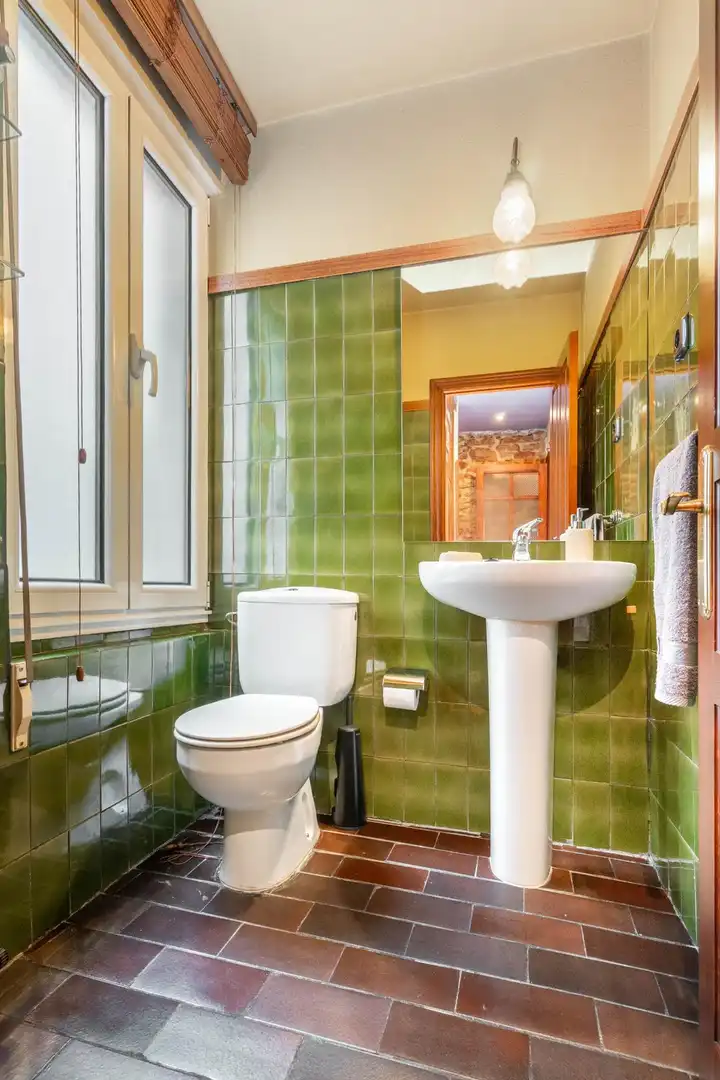 Badezimmer von Wohnung zum Verkauf in Oviedo  mit Heizung, Möbliert und Balkon