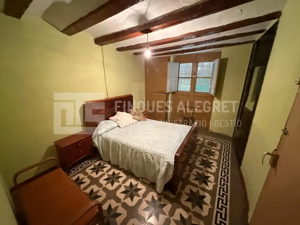 Dormitori de Casa o xalet en venda en La Pobla de Segur amb Balcó