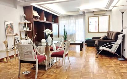 Living room of Flat for sale in  Logroño  with Air Conditioner, Heating and Terrace