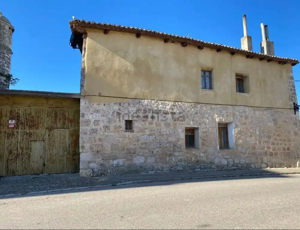 Vista exterior de Casa o chalet en venta en Palenzuela con Jardín privado, Amueblado y Alarma