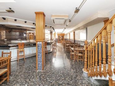 Casa con balcón en venta en Calle Calle de la Aurora