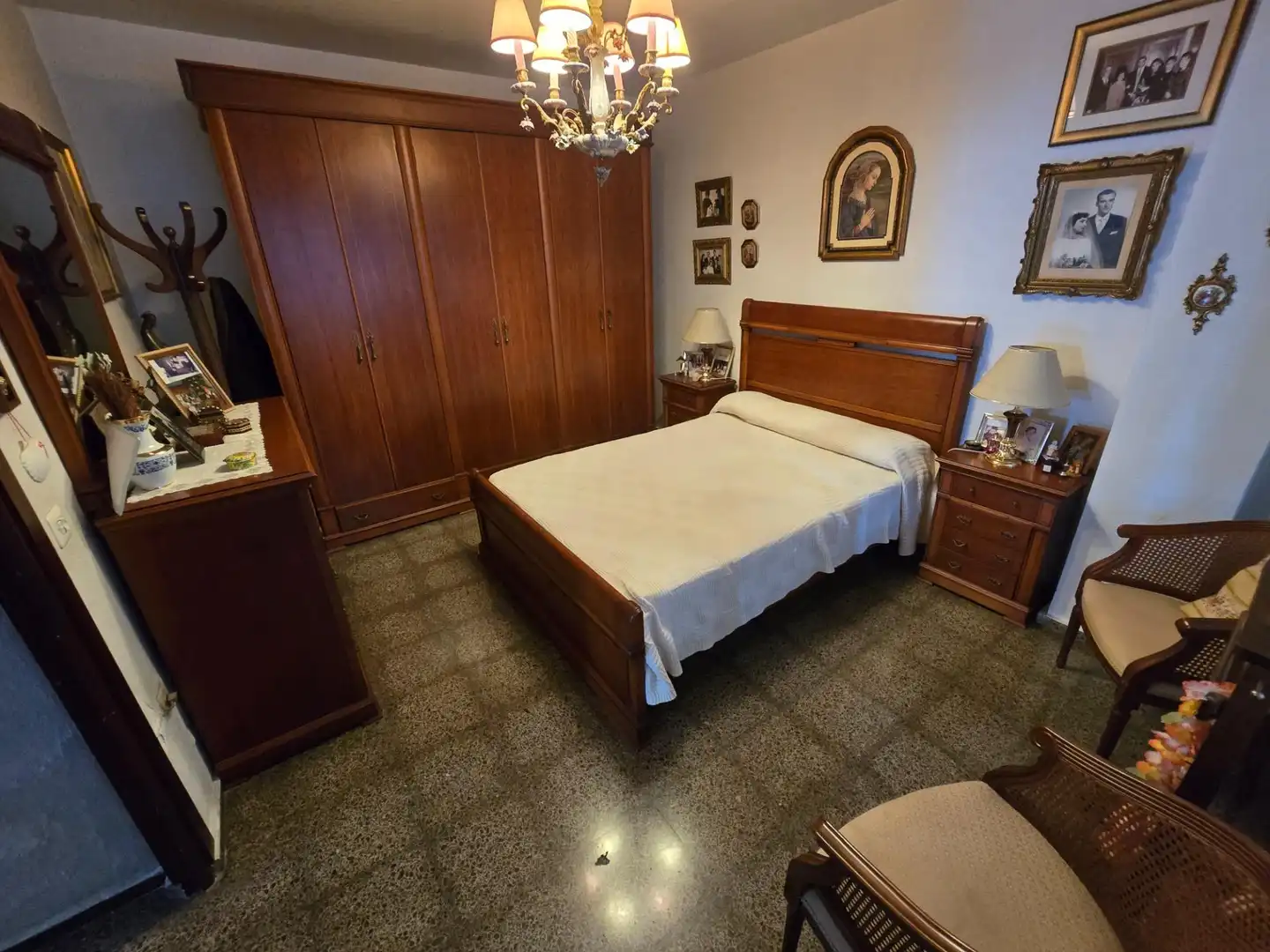Schlafzimmer von Wohnung zum Verkauf in Córdoba mit Klimaanlage, Heizung und Abstellraum