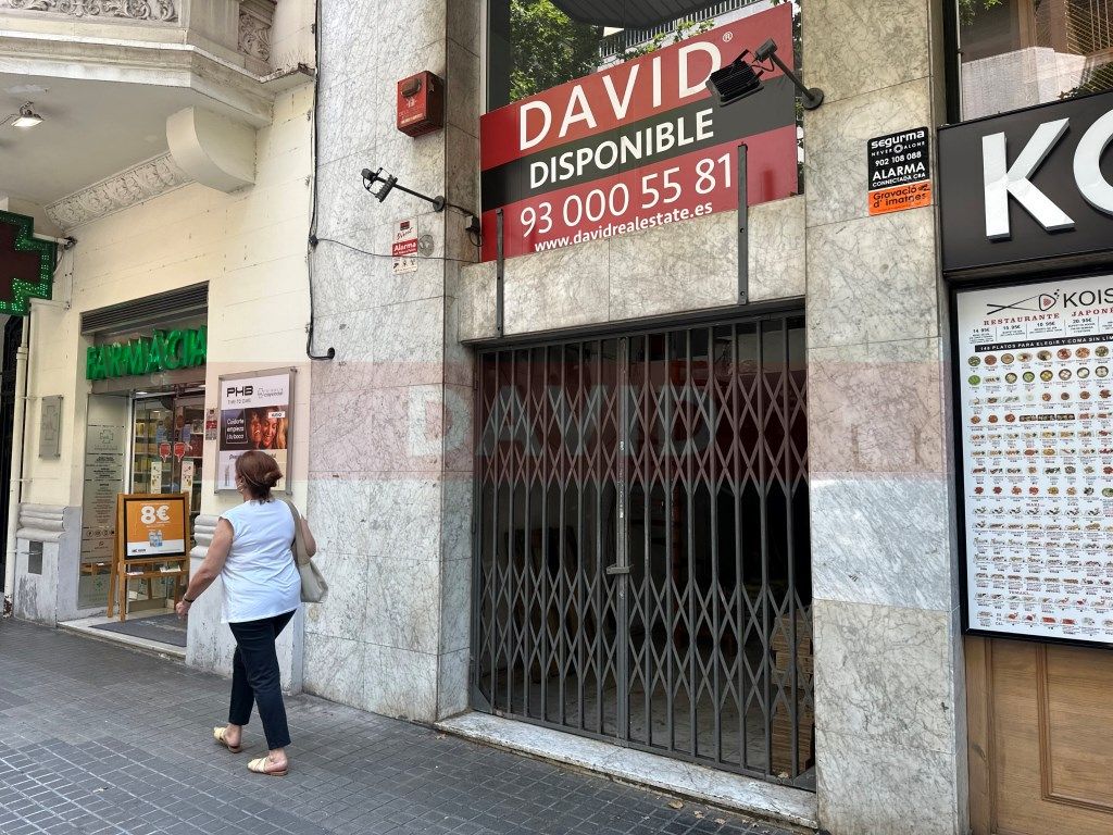 Vista exterior de Local de lloguer en  Barcelona Capital