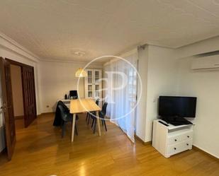 Living room of Flat to rent in  Valencia Capital  with Air Conditioner, Heating and Furnished