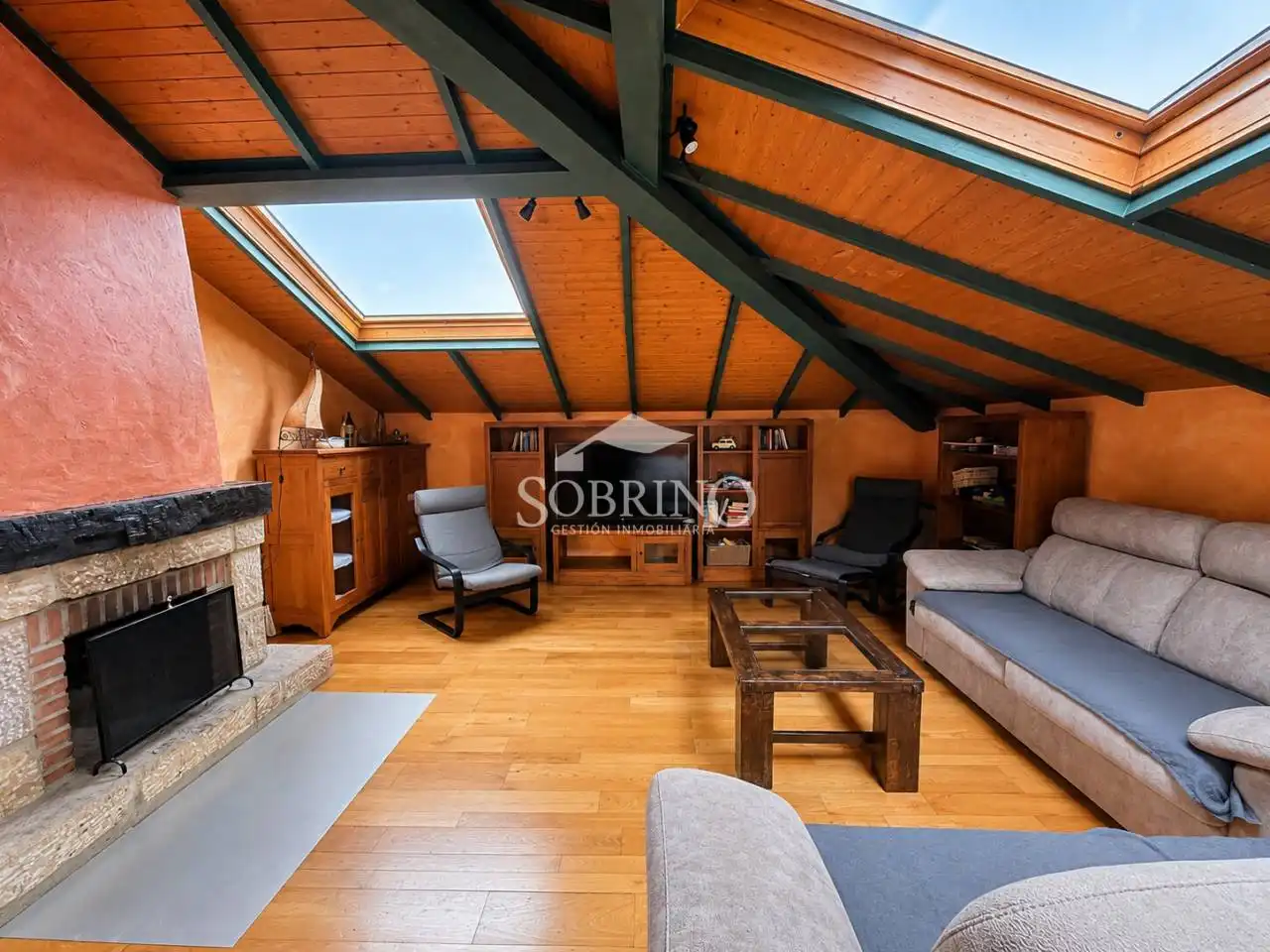 Sala de estar de Casa o chalet en venta en Llanes con Aire acondicionado, Calefacción y Parquet