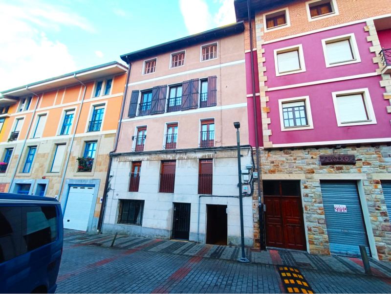Vista exterior de Piso en venta en Areatza