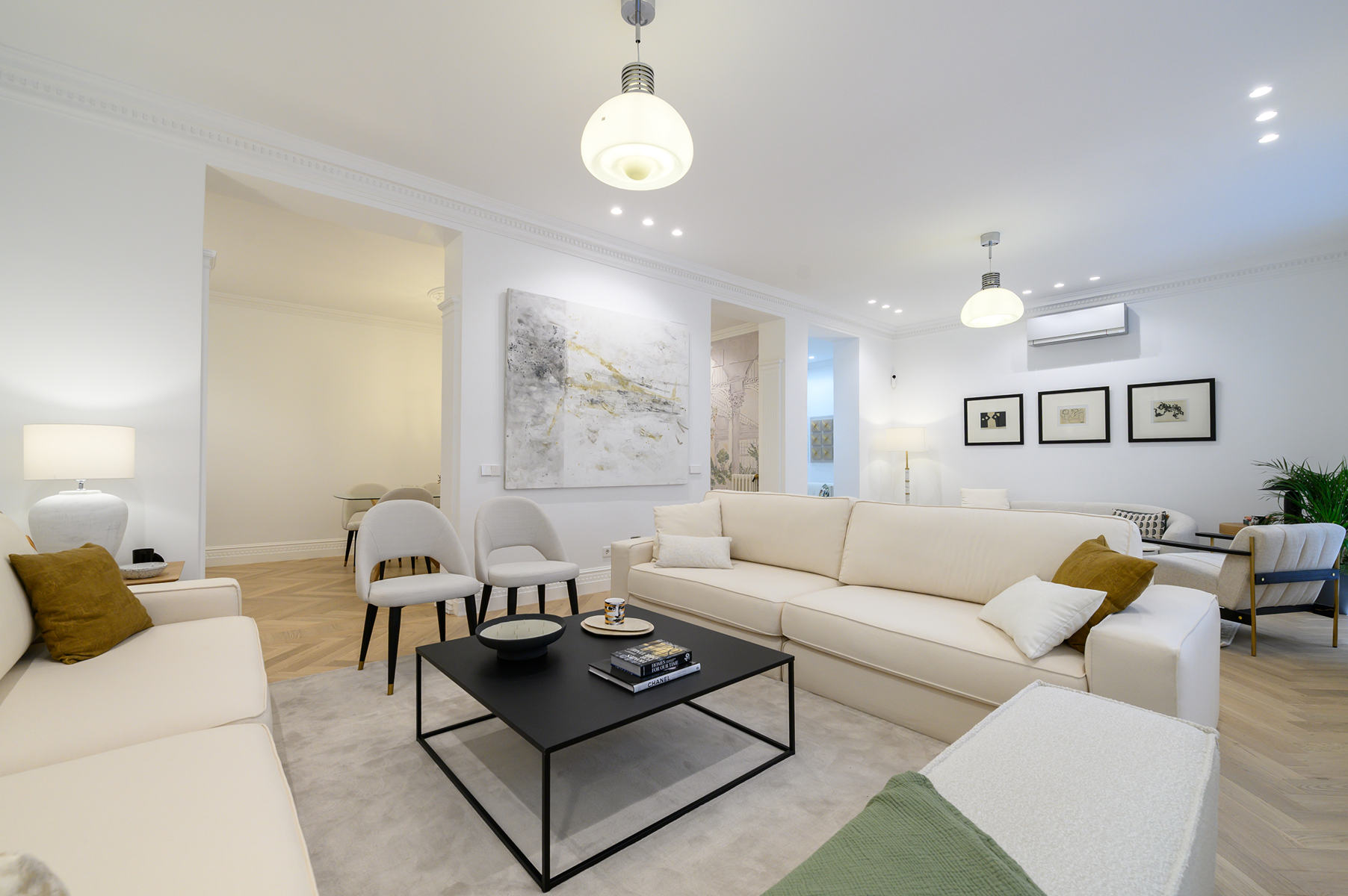 Sala d'estar de Apartament en venda en  Madrid Capital amb Aire condicionat, Calefacció i Terrassa
