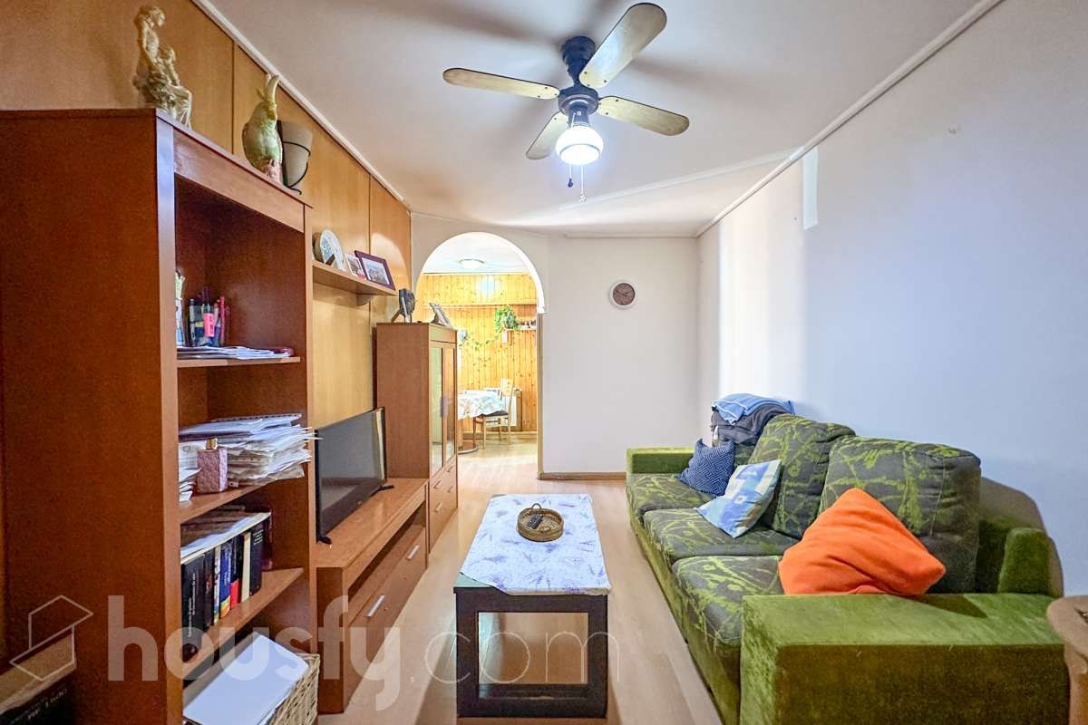 Living room of Flat for sale in  Madrid Capital  with Heating and Parquet flooring